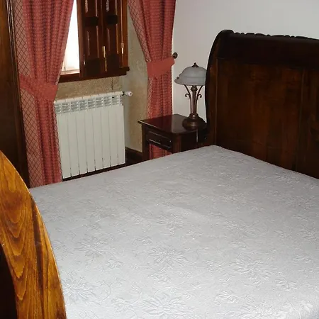 Falcao De Mendonca Figueira de Castelo Rodrigo